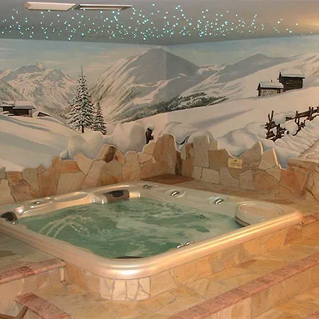 Hotel Crosal 3*
