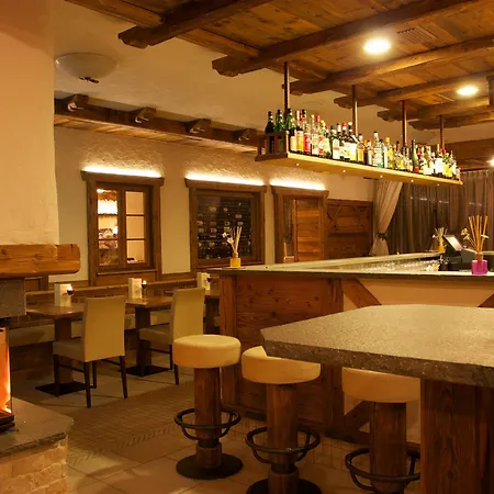 Hotel Crosal